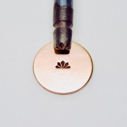 Five Leaf Design Single Stamp 2316