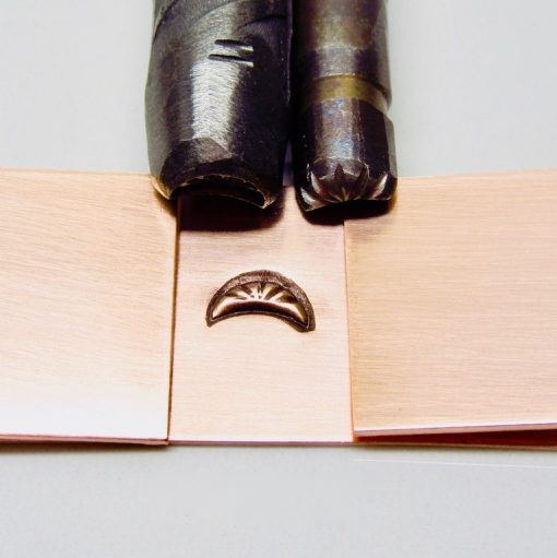 Curved Shell Design Bumpout Stamps 1838