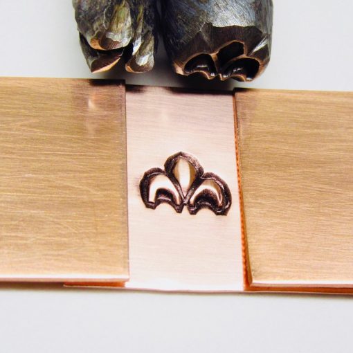 Lily Flower Design Bumpout Stamp 18716 - Image 2