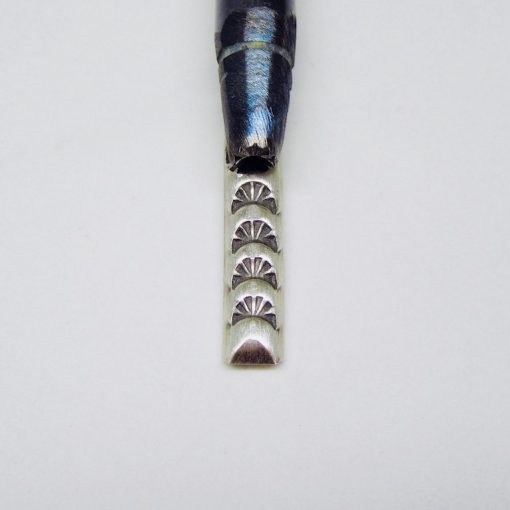 Shell Design Half Round Wire Single Stamp 1614