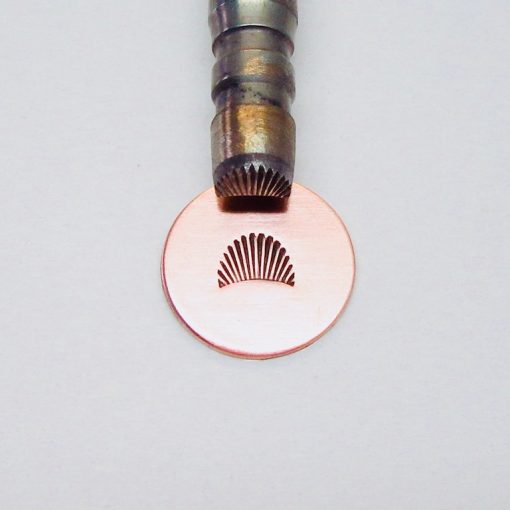 High Shell Sun Ray Lines Single Stamp 2516