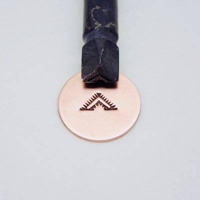 Spiked Triangle Design Single Stamp 838