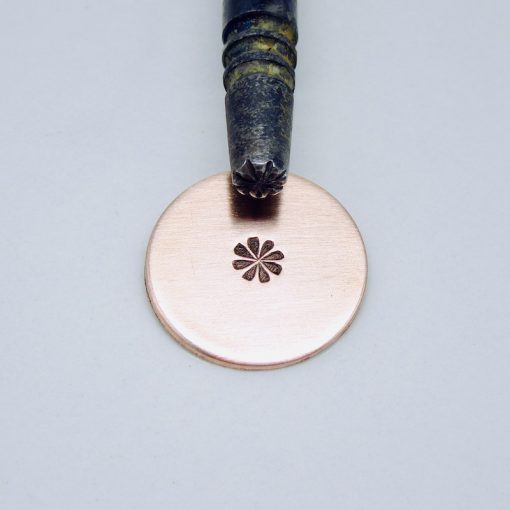 Small Round Petal Single Stamp 3316