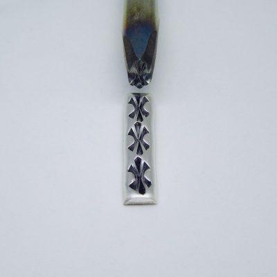 Diamond Shape X Design Half Round Wire Single Stamp 1638