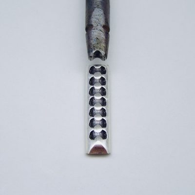 Bone Shape Design Half Round Wire Single Stamp 16316