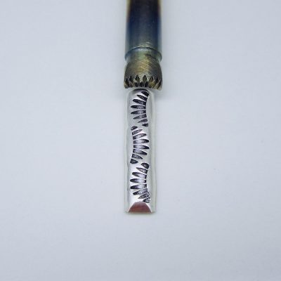Curved Point Sun Ray Half Round Wire Stamp 1638