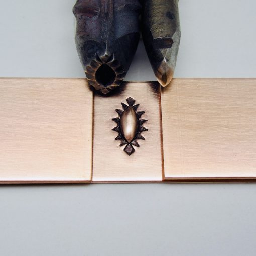 Spiked Design Seed Bumpout Stamp 258