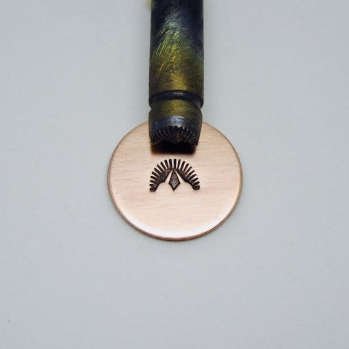Thick Sun Ray with Hanging Diamond Design Single Stamp 2516