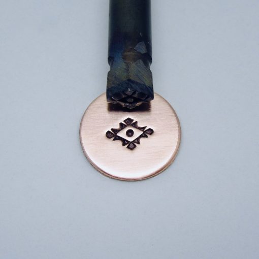 Diamond Outline Design with Dot in the Middle Single Stamp 438