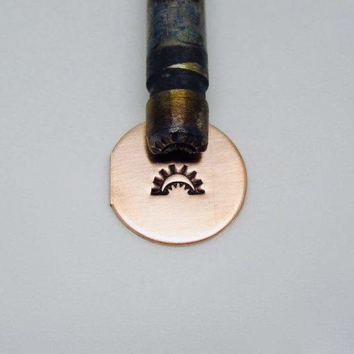 Sun Ray 8 Spiked Design Single Stamp 2516