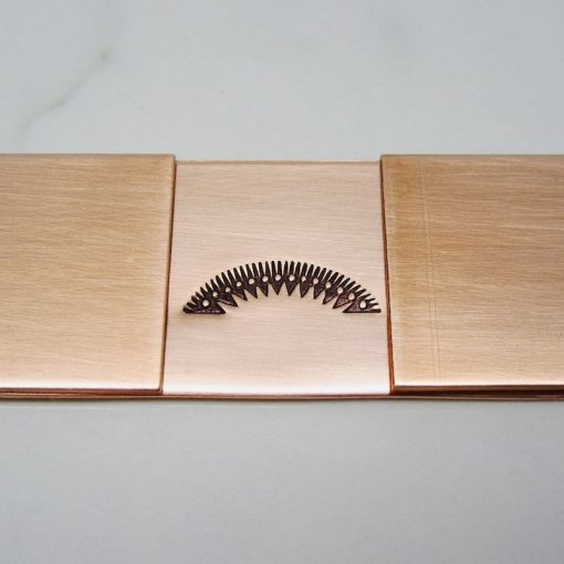 Sun Ray with 14 Dot Spiked Bottom Border Stamp 734