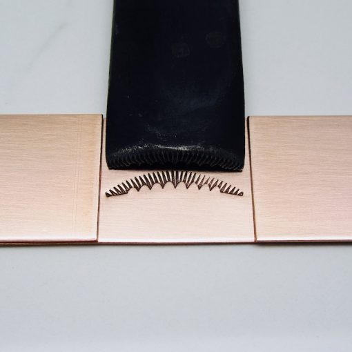 Low Sun Ray Lines with 8 Curved Bottom Design Border Stamp 71