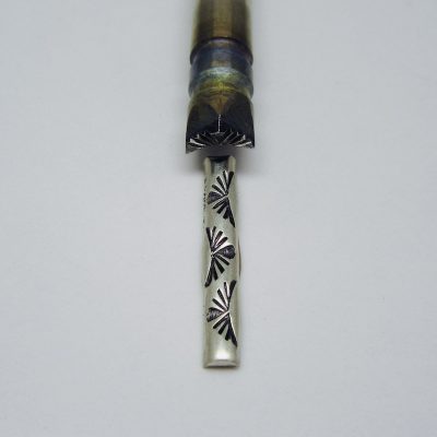 Triangle Ray with Diamond Top Half Round Wire Stamp 1638