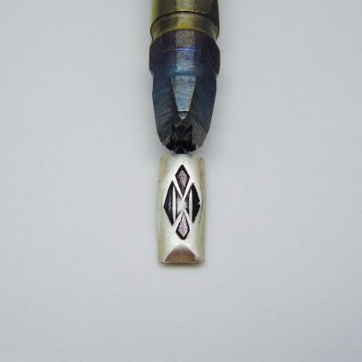 Diamond Design Misc Half Round Wire Single Stamp 1638