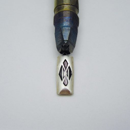 Diamond Design Misc Half Round Wire Single Stamp 1638