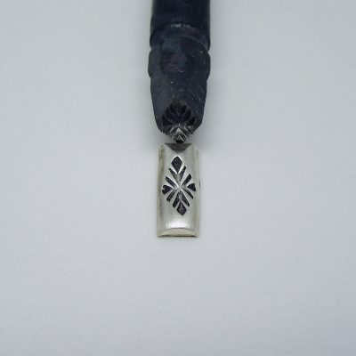 Diamond Flake Design Half Round Wire Stamp 1638