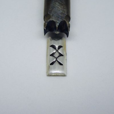Large Barbed Design Half Round Wire Stamp 1638