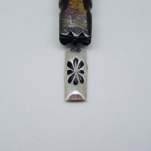 8 Rectangle Petal Half Round Wire Stamp 16516